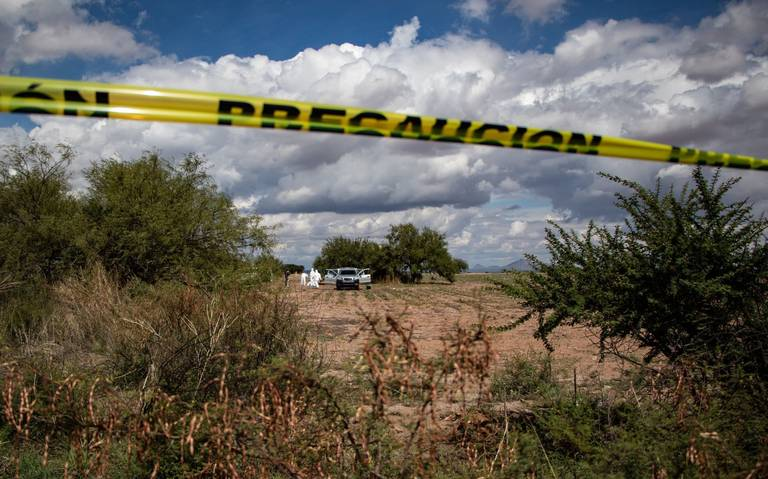 Cae una camioneta a un barranco y provoca la muerte de dos personas ...