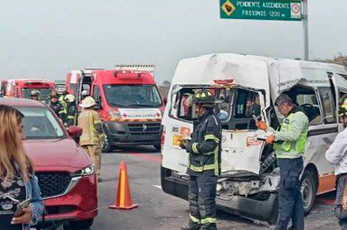 Tras accidente en autopista Toluca – Naucalpan resultan al menos 10 ...