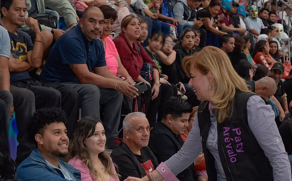 atizapan-celebra-a-los-padres-con-lucha-libre-y-actividades-familiares-avif