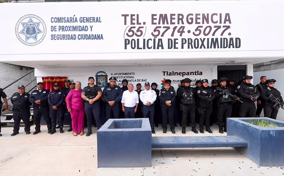 raciel-perez-fortalece-la-seguridad-en-tlalnepantla-con-nuevo-modulo-policial-totalmente-renovado-avif