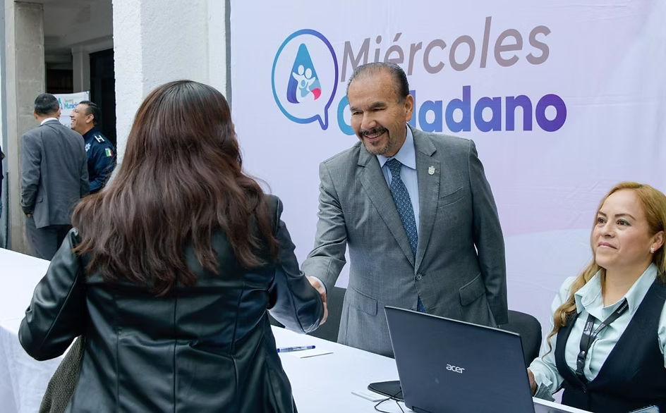 mas-de-2-mil-700-ciudadanos-han-sido-atendidos-en-el-programa-miercoles-ciudadano-de-atizapan-avif