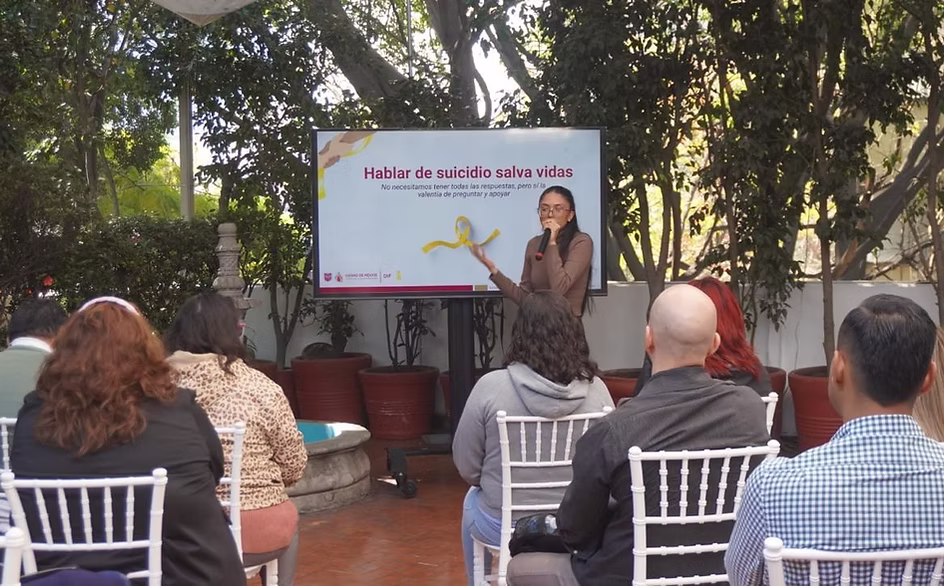mas-de-10-mil-personas-reciben-apoyo-del-dif-cdmx-para-prevenir-el-suicidio-y-fortalecer-la-salud-mental-avif