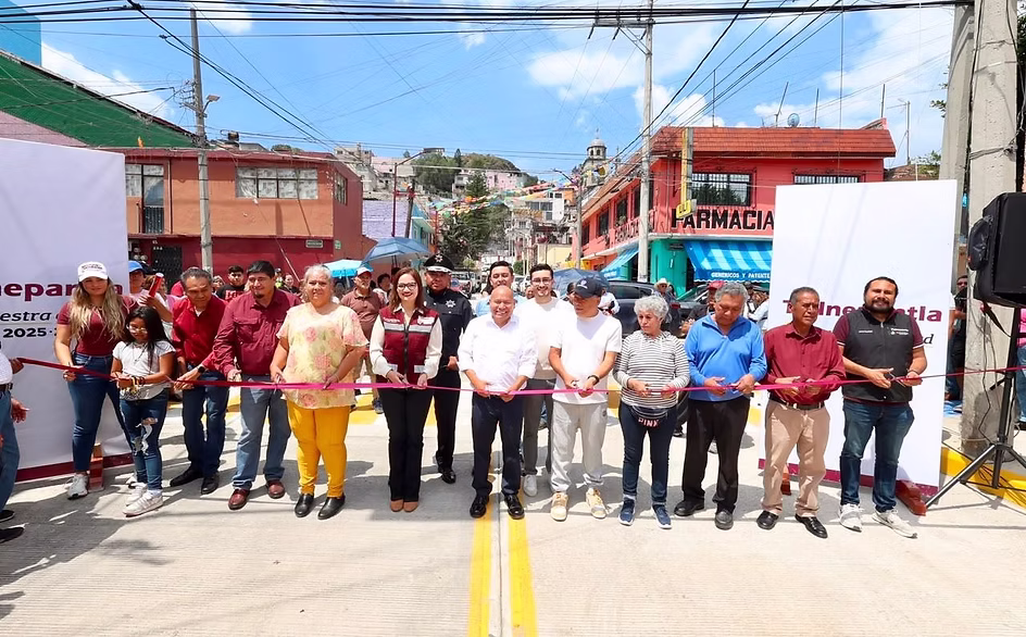 tlalnepantla-transforma-una-calle-clave-de-marina-nacional-con-nueva-infraestructura-y-pavimento-hidraulico-avif