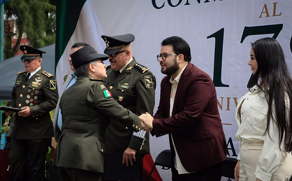 naucalpan-reivindica-la-soberania-nacional-durante-homenaje-a-los-ninos-heroes-avif