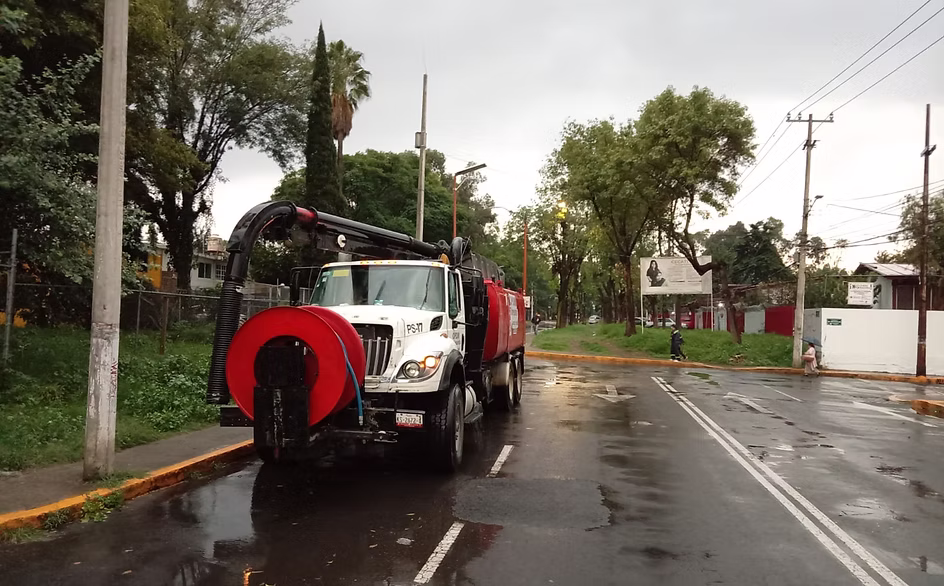 tlalnepantla-despliega-operativo-para-atender-afectaciones-por-lluvias-y-fuertes-vientos-avif